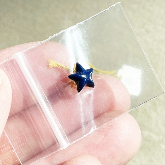NWT Alison Lou Dark Blue Star Stud - Picture 11 of 11